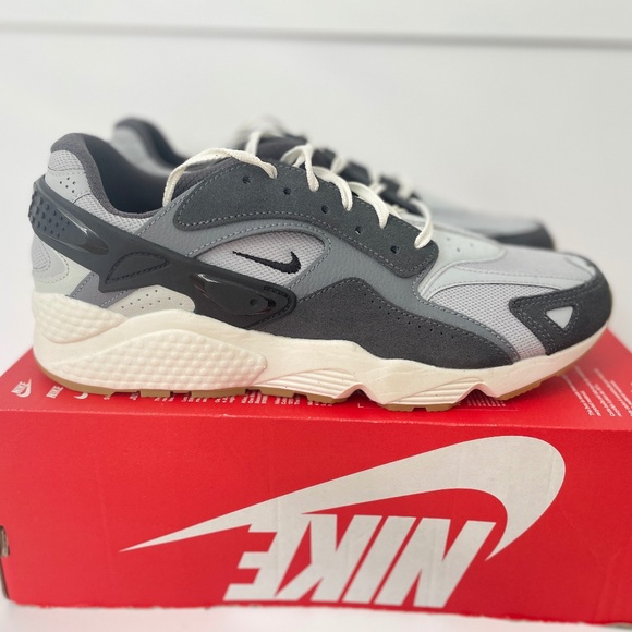 Nike air huarache runner main image 7